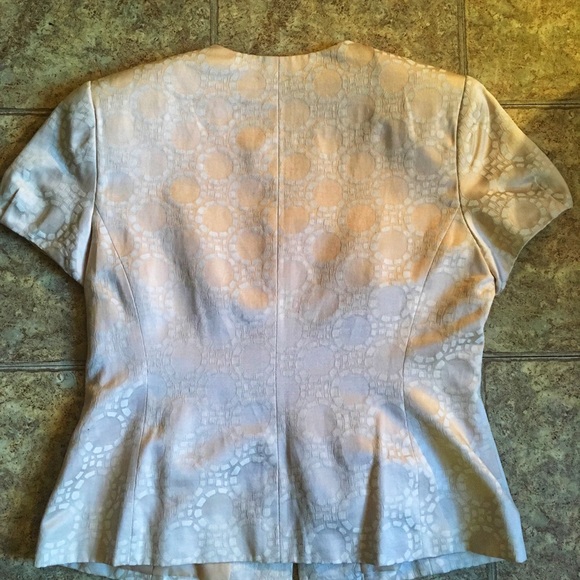 Isabella Suits - Picture 3 of 3